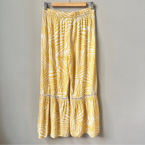 True Destinations Pants Women's Medium Yellow Tropical Pull On Beachy Boho Flare - Picture 2 of 12